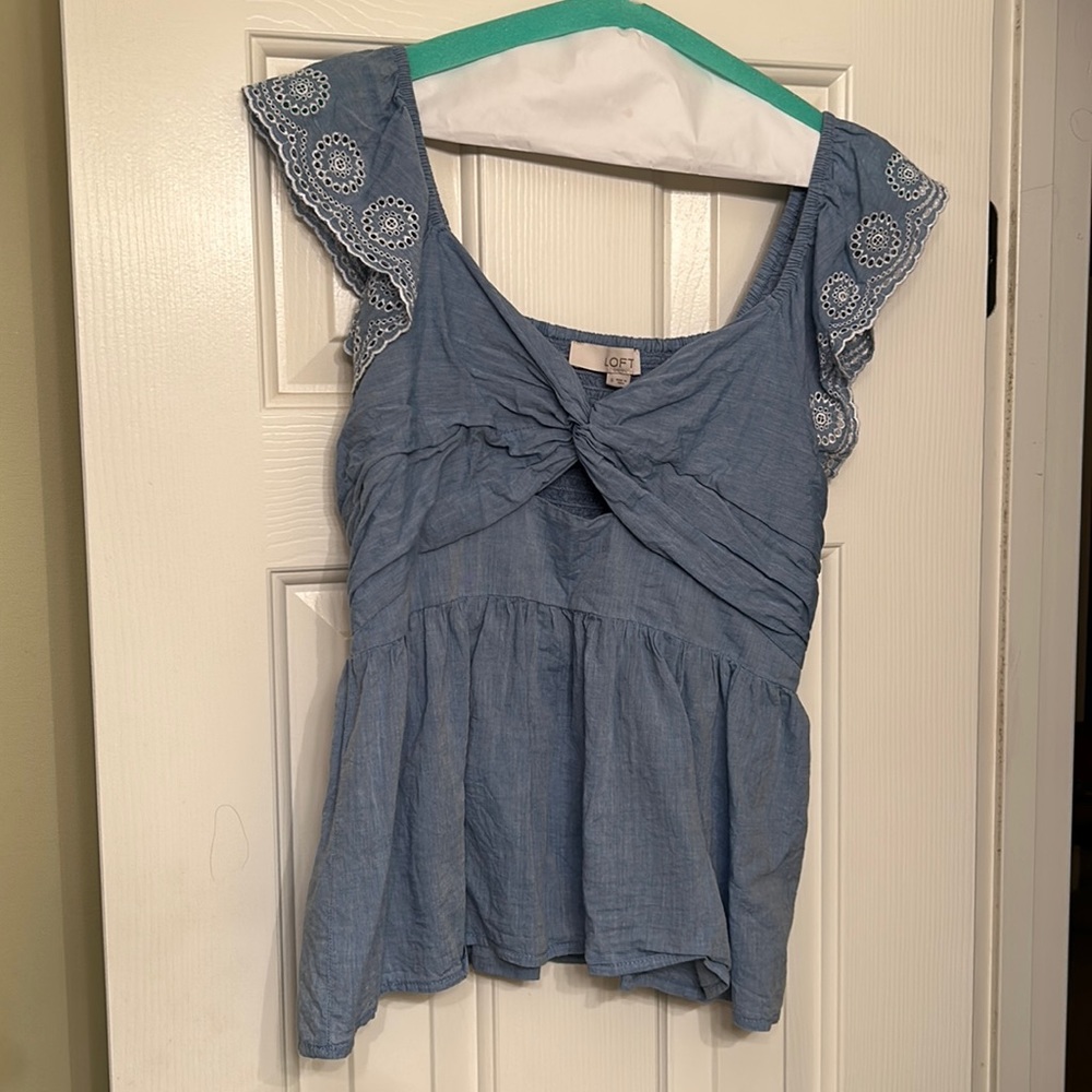 Like New Loft Blouse